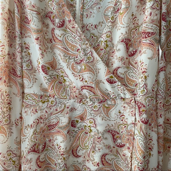 Forever 21 Paisley Pattern Salmon/Pink Dress - Picture 5 of 5